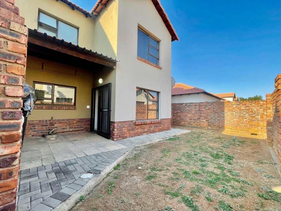 3 Bedroom Property for Sale in Waterval East North West